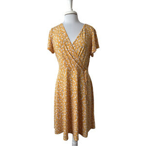 Kaleigh Women’s XL Boho Yellow Purple Floral V Front Back Wrap Lightweight Dress